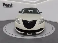 Usata Lancia Ypsilon 69 CV (50 kW) 2015 Bianco Utilitaria