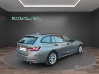 Usata BMW 318 150 CV (110 kW) 2024 Grigio Station wagon