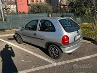 Usata Opel Corsa 54 CV (39 kW) 2000 Grigio Utilitaria