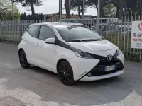 Begagnad Toyota Aygo X-wave 69 HK (50 kW) 2016 Vit Halvkombi