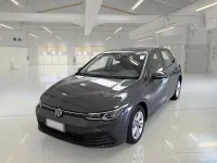 Usata VW Golf VIII Life 115 CV (84 kW) 2022 Grigio Berlina