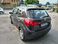 Usata Kia Venga Active 90 CV (66 kW) 2018 Gray Utilitaria
