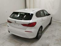 Usata BMW 118 Advantage 136 CV (100 kW) 2022 Bianco pastello Utilitaria