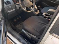 Usata Opel Zafira 110 CV (80 kW) 2014 Bianco Monovolume