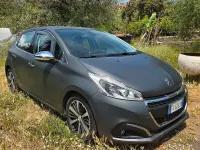 Usata Peugeot 208 Allure 100 CV (73 kW) 2017 Grigio Utilitaria