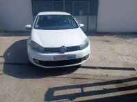 Usata VW Golf VI 102 CV (75 kW) 2011 Bianco Utilitaria