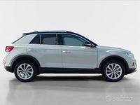 Nuova VW T-Roc Style 116 CV (85 kW) 2025 Grigio SUV