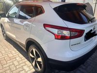 Usata Nissan Qashqai N-Vision 131 CV (96 kW) 2016 Bianco SUV