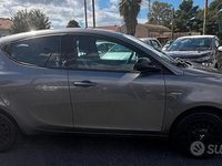 Usata Lancia Ypsilon S 95 CV (69 kW) 2015 Grigio Utilitaria