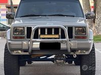 Usata Jeep Cherokee 116 CV (85 kW) 2001 Grigio SUV