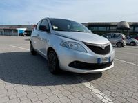 Usata Lancia Ypsilon 69 CV (50 kW) 2018 Grigio Utilitaria