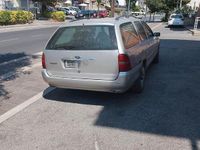 Usata Ford Mondeo Ghia 90 CV (66 kW) 1998 Grigio Station wagon
