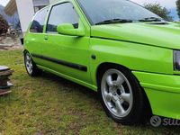 Usata Renault Clio 135 CV (99 kW) 1995 Verde Utilitaria