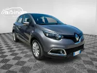 Usata Renault Captur Intens 90 CV (66 kW) 2013 Grigio SUV
