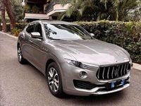 Usata Maserati Levante 250 CV (183 kW) 2017 Argento SUV