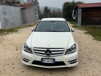 Usata Mercedes C220 Avantgarde 170 CV (125 kW) 2011 Bianco Berlina