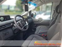 Usata Hyundai Staria Trend 177 CV (130 kW) 2024 Bianco Monovolume