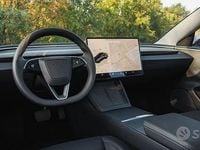 Usata Tesla Model 3 RWD 235 kW (320 CV) 2025 Grigio Berlina