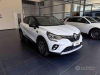 Usata Renault Captur Intens 145 CV (106 kW) 2022 Bianco nacrè tetto nero SUV