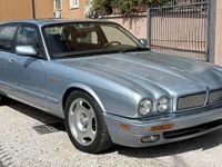 Usata Jaguar XJR 320 CV (235 kW) 1995 Ice blu Berlina