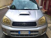 Usata Toyota RAV4 116 CV (85 kW) 2002 Grigio SUV