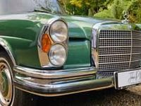 Usado Mercedes 280 SE 200 CV (147 kW) 1970 Verde Coupe