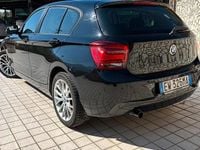 Begagnad BMW 118 Sport Line 143 HK (105 kW) 2014 Svart Halvkombi