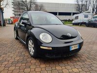 Usata VW New Beetle 105 CV (77 kW) 2006 Nero Utilitaria
