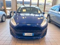 Usata Ford Fiesta ST-Line 75 CV (55 kW) 2017 Blu Berlina