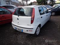 Usata Fiat Punto 86 CV (63 kW) 2003 Bianco Utilitaria