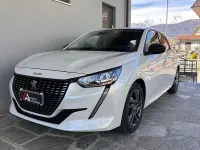 Usata Peugeot 208 Allure 75 CV (55 kW) 2022 Bianco Utilitaria