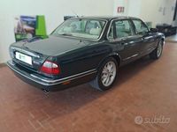 Usata Jaguar XJ Executive 237 CV (174 kW) 1998 Verde Berlina