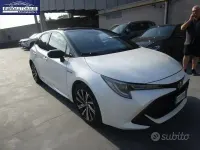 Usata Toyota Corolla Style 122 CV (89 kW) 2021 Bianco Berlina