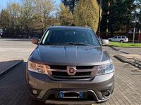 Usata Fiat Freemont Lounge 170 CV (125 kW) 2013 Grigio SUV