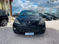 Usata Peugeot 207 68 CV (50 kW) 2011 Nero Berlina