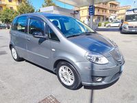 Usata Lancia Musa 95 CV (69 kW) 2011 Grigio Monovolume