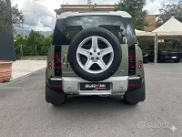 Usata Land Rover Defender HSE 249 CV (183 kW) 2022 Verde SUV