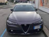 Usata Alfa Romeo Giulia Business 179 CV (131 kW) 2017 Grigio Berlina