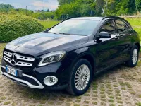 Usata Mercedes GLA200 Premium 136 CV (100 kW) 2019 Nero SUV