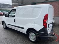 Usata Opel Combo 95 CV (69 kW) 2017 Bianco Furgone