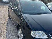 Usata VW Touran Highline 140 CV (102 kW) 2006 Nero Monovolume