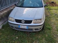Usata VW Polo 50 CV (36 kW) 2001 Grigio Berlina