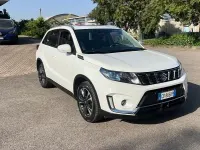 Usata Suzuki Vitara 140 CV (102 kW) 2020 Bianco SUV