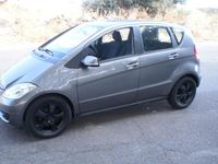 Usata Mercedes A180 Elegance 109 CV (80 kW) 2012 Grigio Berlina