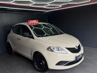 Usata Lancia Ypsilon Platinum 95 CV (69 kW) 2016 Beige Utilitaria