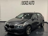 Usata BMW 118 Sport Line 140 CV (102 kW) 2020 Grigio Utilitaria