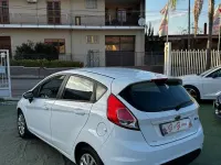 Usata Ford Fiesta Business Edition 95 CV (69 kW) 2017 Bianco Utilitaria
