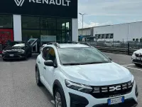 Usata Dacia Sandero Essentiel 101 CV (74 kW) 2023 Bianco Berlina