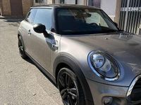 Usata Mini ONE 75 CV (55 kW) 2017 Grigio Utilitaria