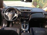 Usata Nissan Qashqai Acenta 110 CV (80 kW) 2015 Grigio SUV